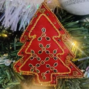Elegant Red and Gold Christmas Tree Ornament